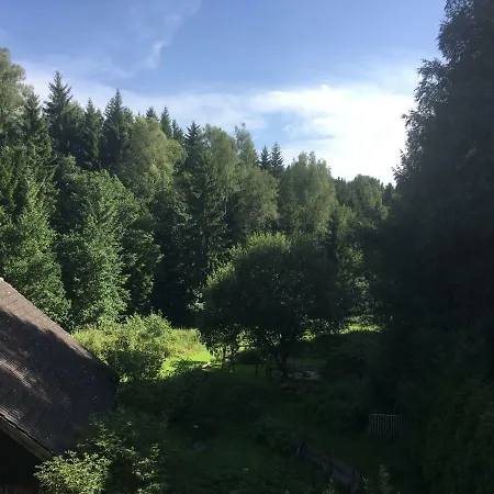 Grünlasmühle Konukevi 3*